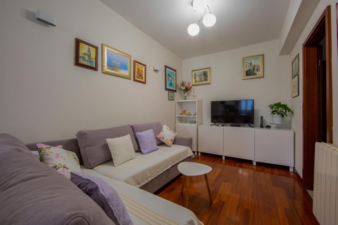 Apartament Mime Split